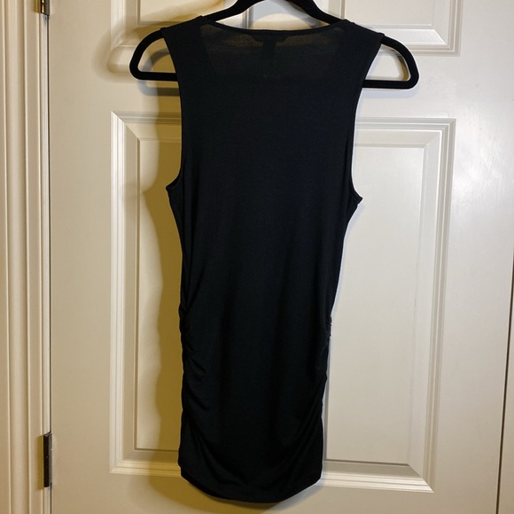 Banana Republic Black Sleeveless Top with side zipper size small - Picture 6 of 6